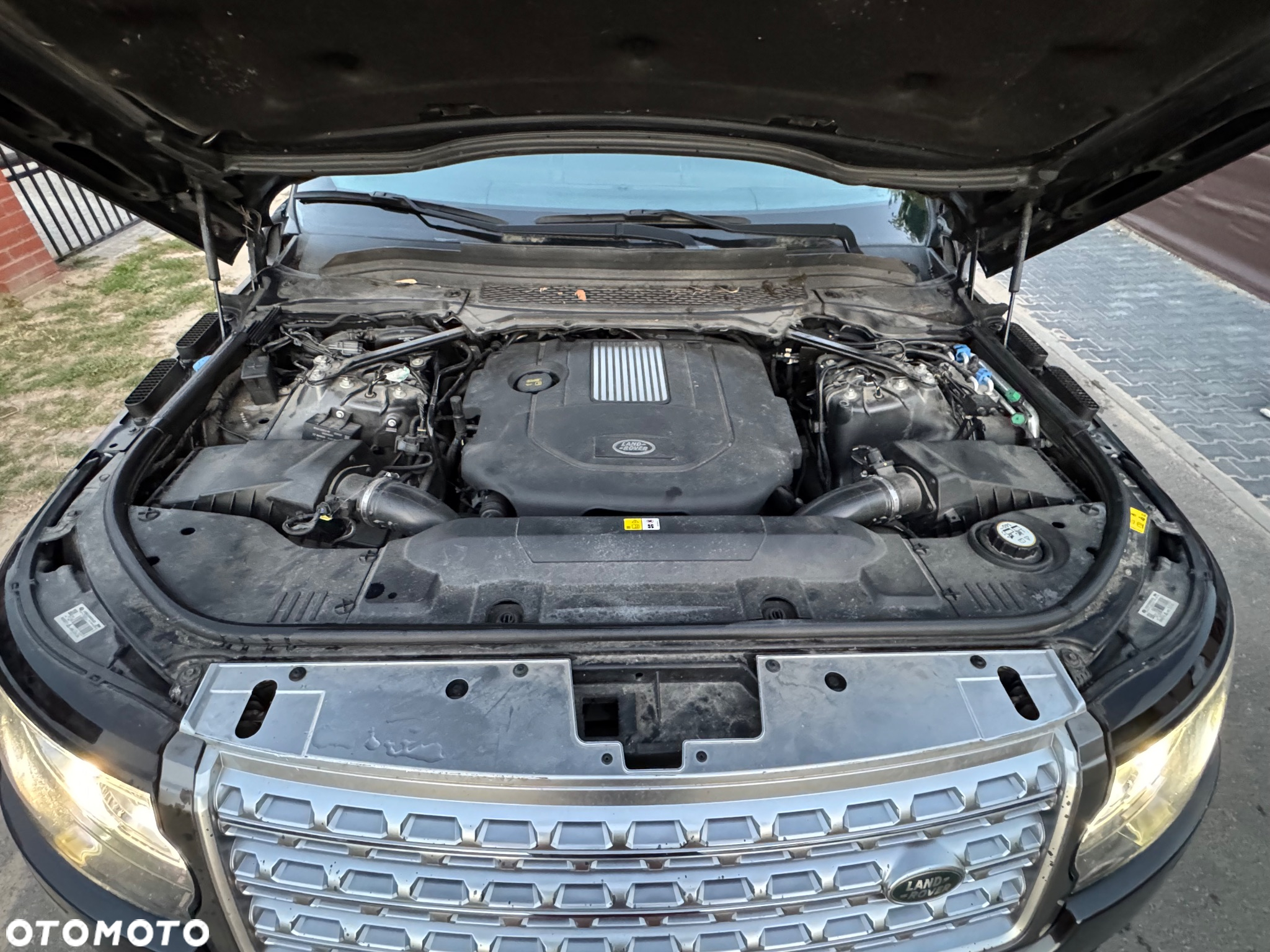 Land Rover Range Rover SDV6 Hybrid - 16
