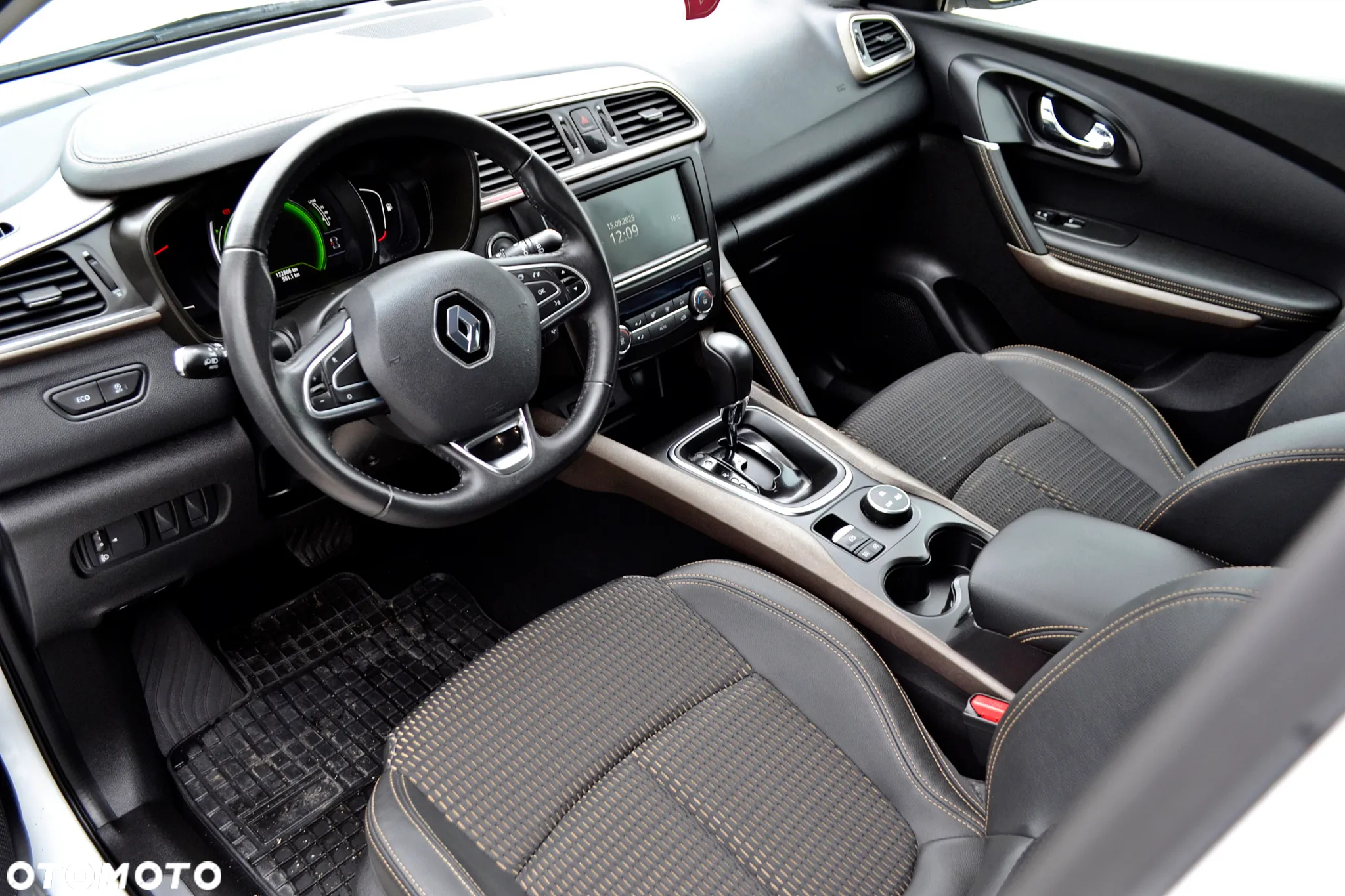 Renault Kadjar Energy dCi 110 EDC Business - 14