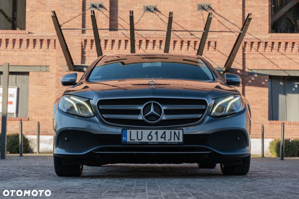 Mercedes-Benz Klasa E 220 d 4-Matic Business Edition 9G-TRONIC - 6