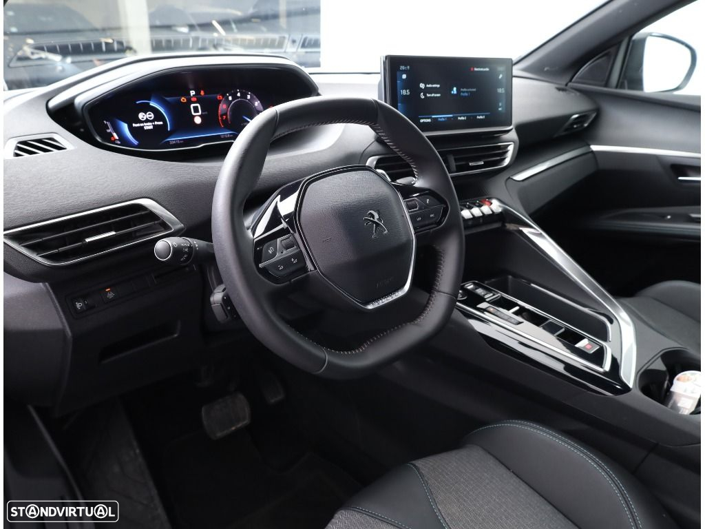 Peugeot 5008 1.2 PureTech Allure Pack EAT8 - 23