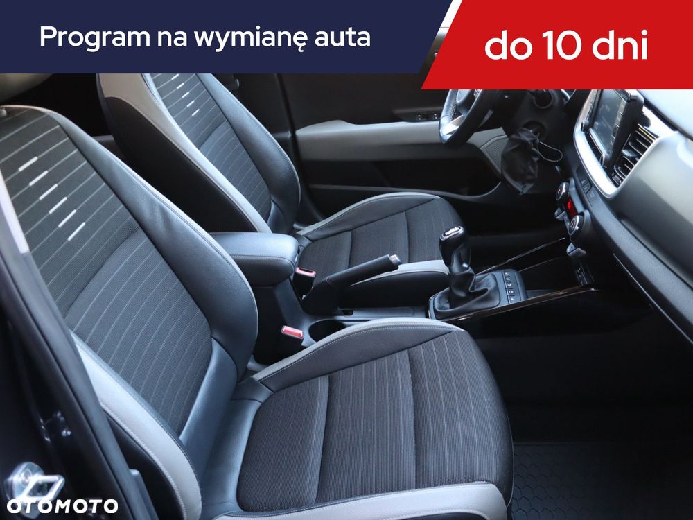 Kia Stonic - 11