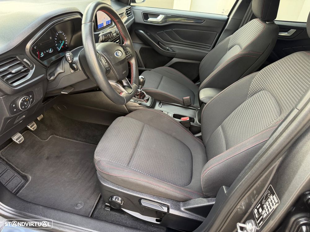 Ford Focus 1.0 EcoBoost ST-Line - 5