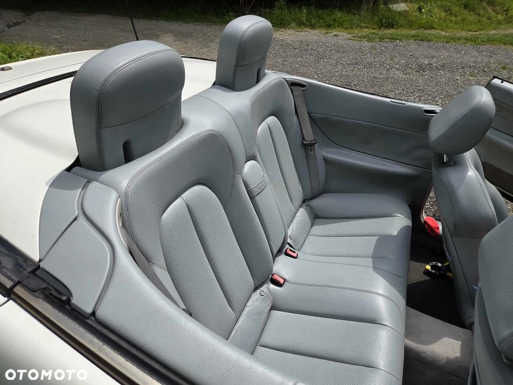 Mercedes-Benz CLK 430 - 11