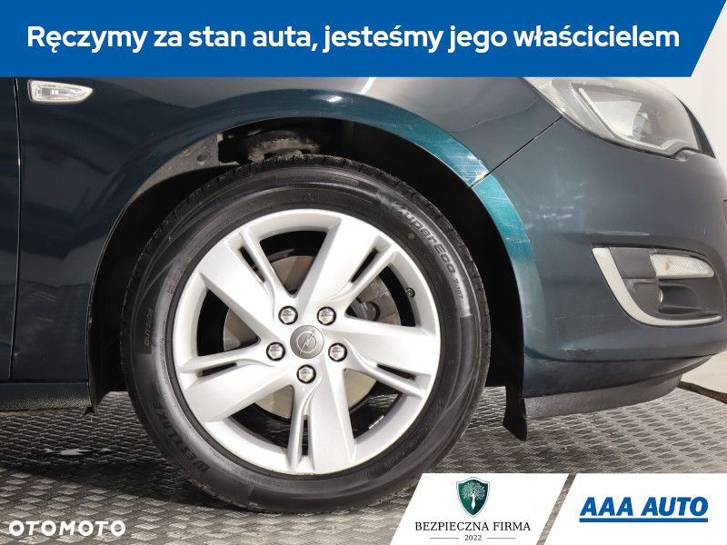 Opel Astra - 16