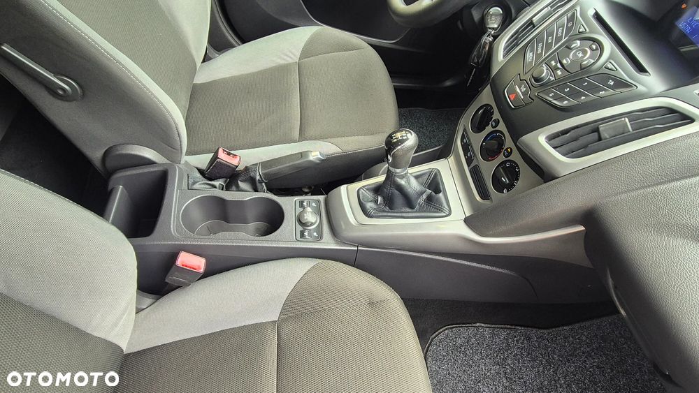 Ford Focus 1.6 TI-VCT Champions Edition - 25