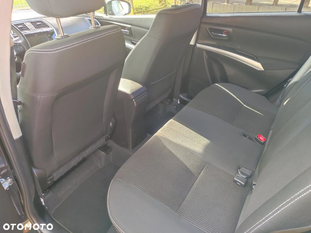 Suzuki SX4 - 6