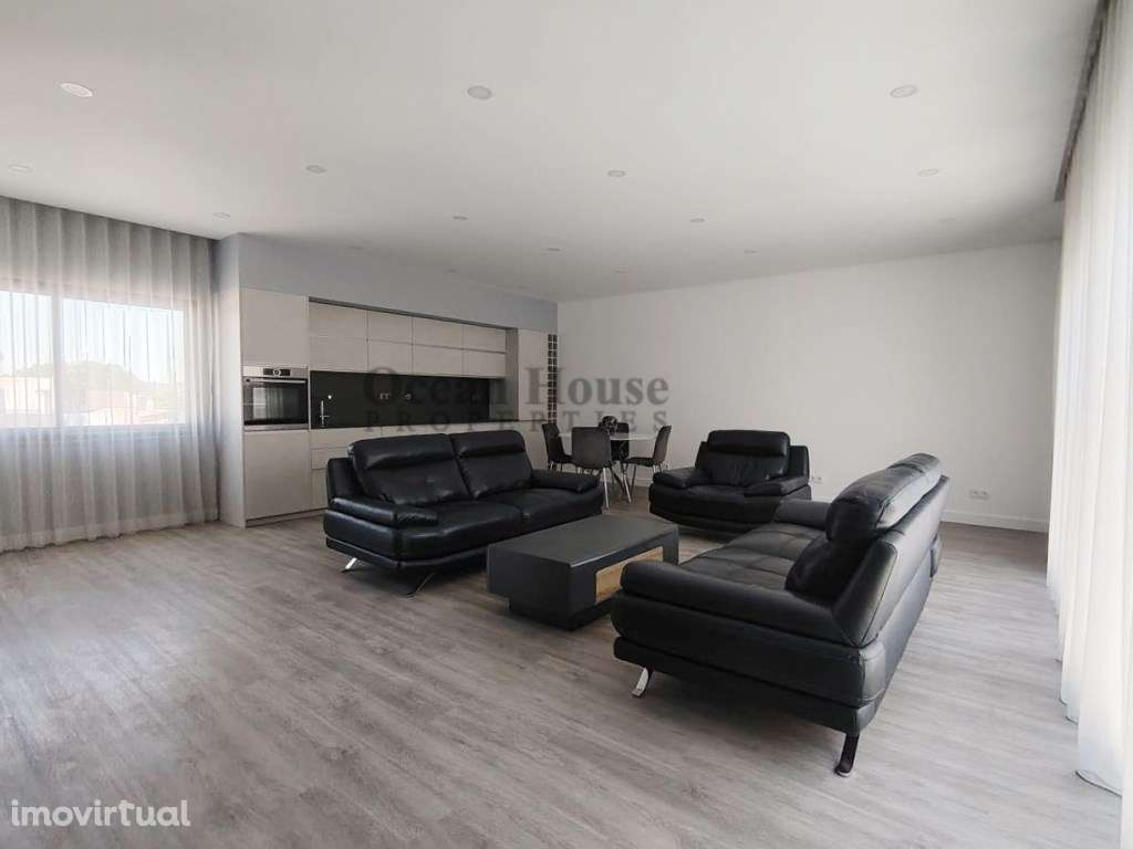 Moradia T3 moderna com piscina e estacionamento privado - Albufeira - Grande imagem: 4/21