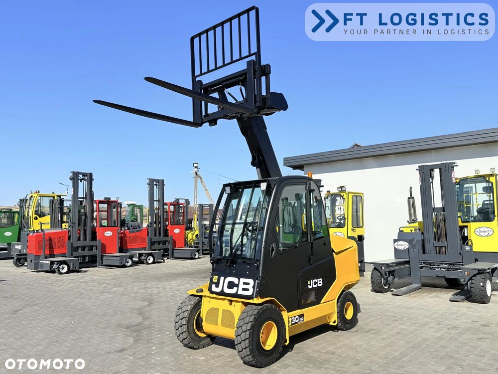 JCB WÓZEK TELESKOPOWY JCB TLT30D / KABINA / 2022 ROK / TYLKO 3446 MOTOGODZIN / PRZESUW BOCZNY / NOWE OPONY - 32