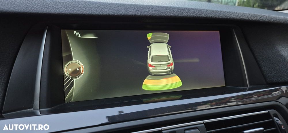 BMW Seria 5 525d Aut. Luxury Line - 15