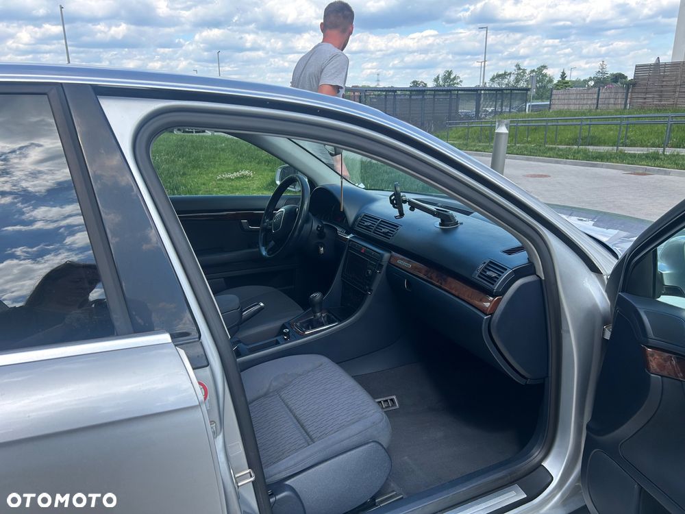 Audi A4 Limousine 3.2 FSI Quattro - 5