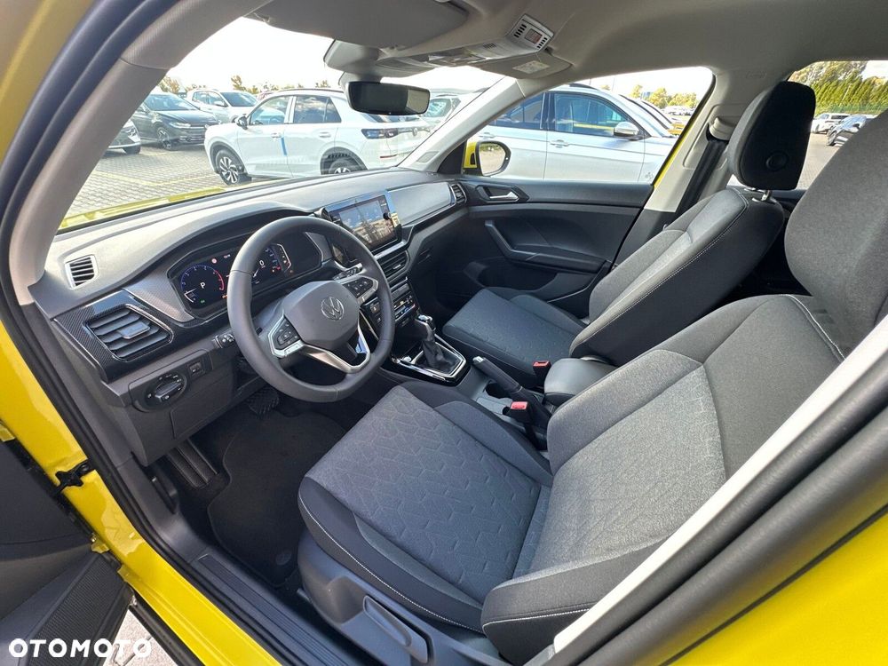 Volkswagen T-Cross - 11
