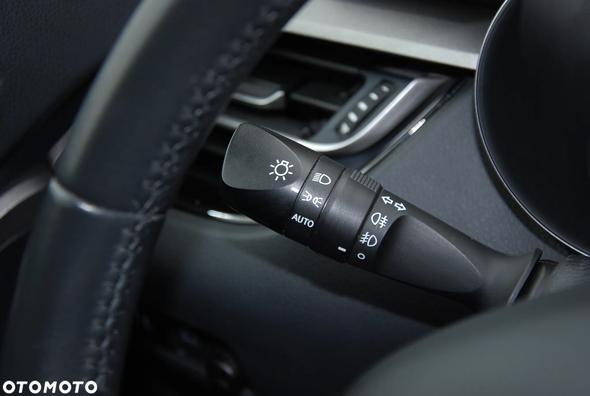 Toyota C-HR 1.8 Hybrid GPF Comfort - 40