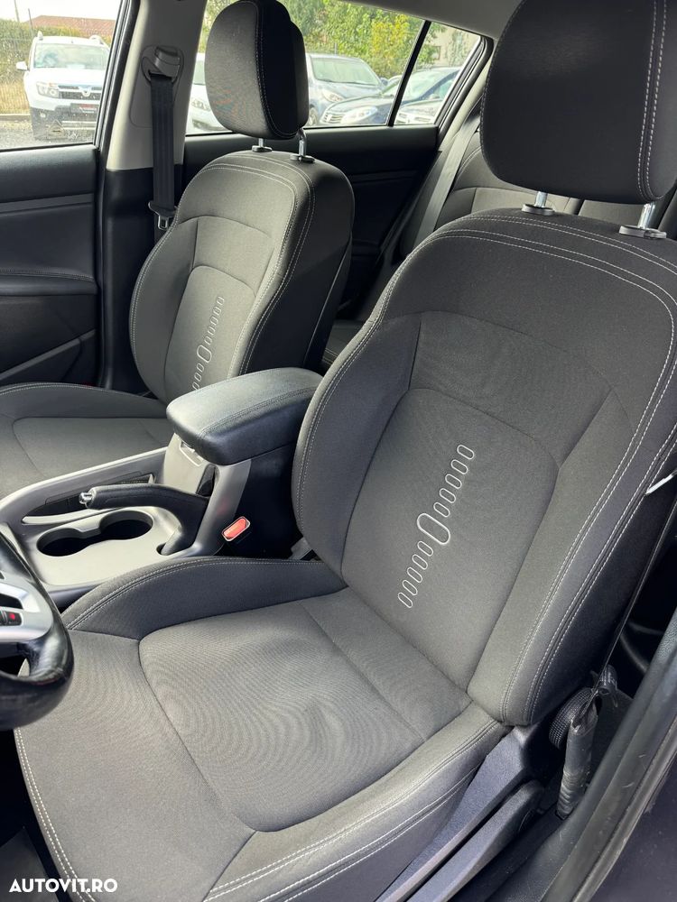Kia Sportage 1.6 GDI 2WD ISG Spirit - 11