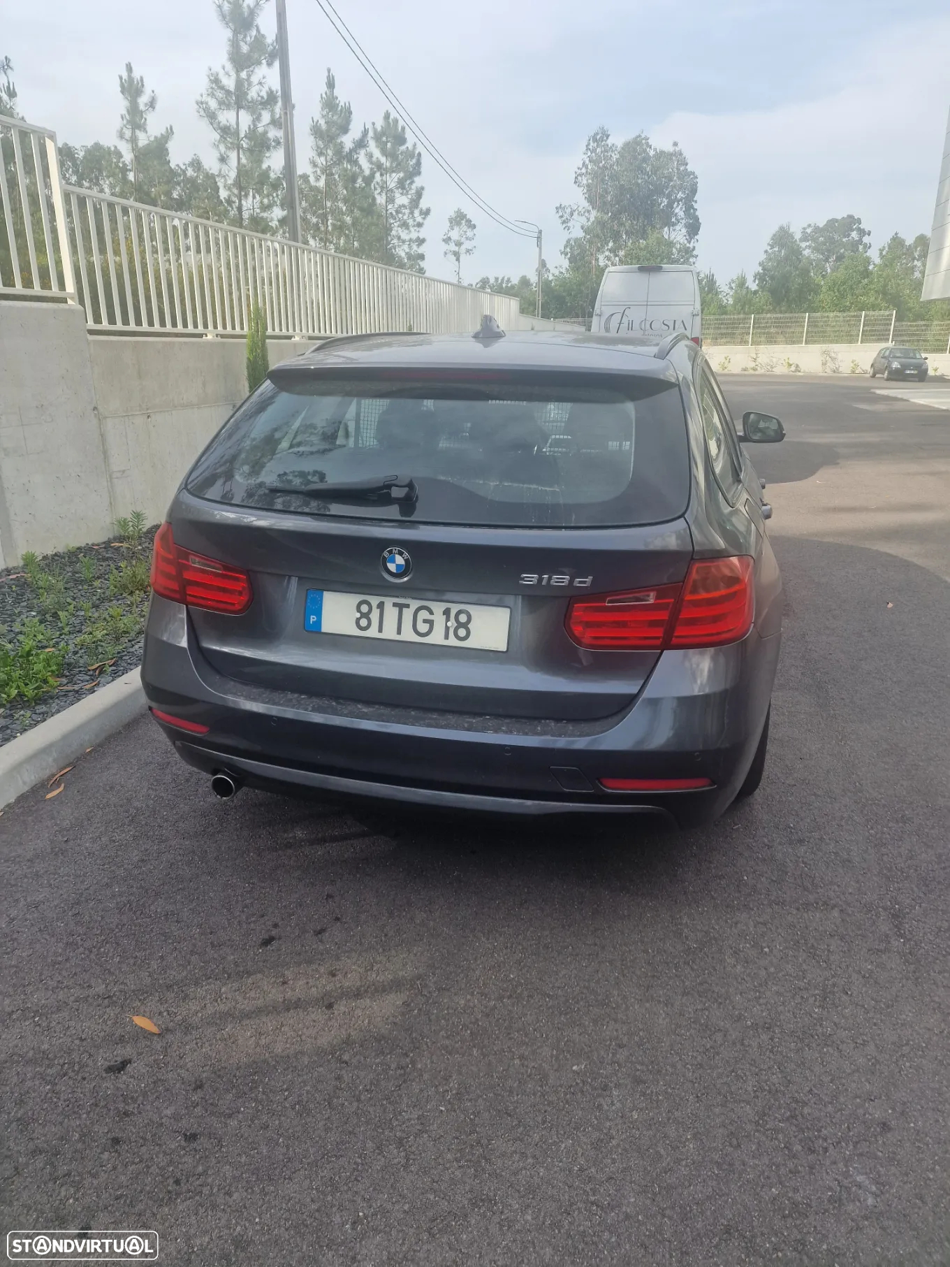 BMW 318 d DPF Touring Edition Lifestyle - 6