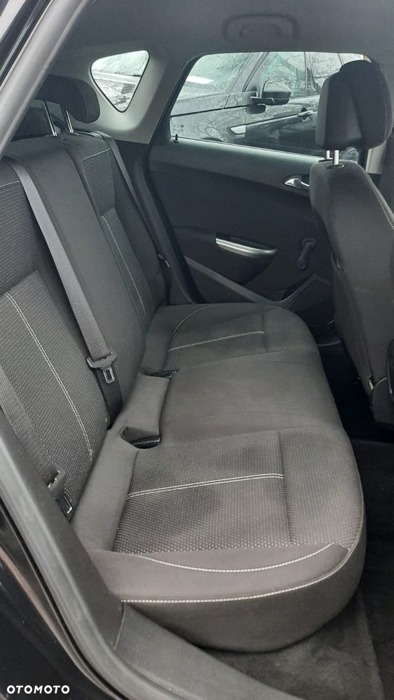 Opel Astra 1.4 Turbo Edition Sport - 18