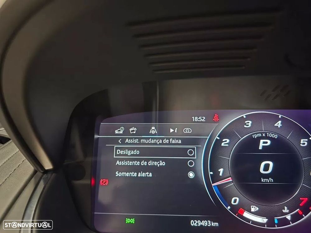 Jaguar F-Type 2.0 i4 R-Dynamic - 37