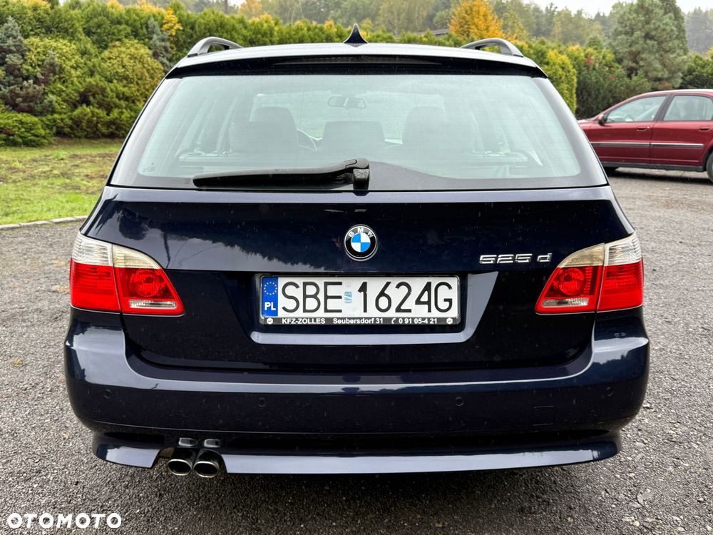 BMW Seria 5 525d - 10