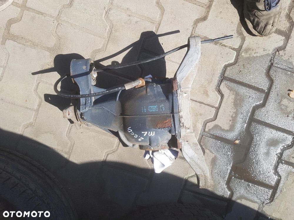 MERCEDES ML W166 12r- 2.2 CDI DYFER MOST TYŁ - 1