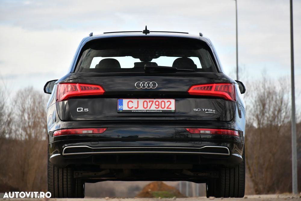 Audi Q5 50 TFSI e quattro S tronic sport - 9