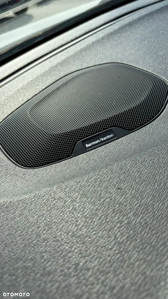 Volvo V40 D4 RDesign - 33