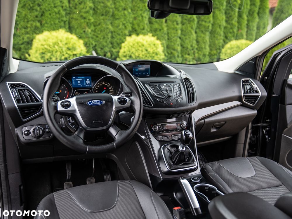 Ford Kuga 2.0 TDCi 2x4 Trend - 26