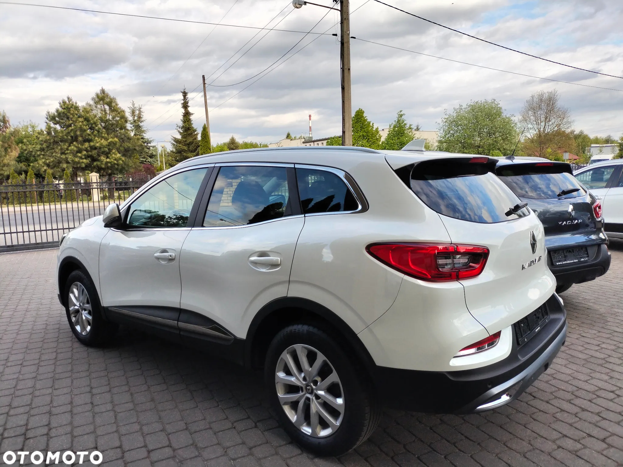 Renault Kadjar TCe 140 GPF BUSINESS EDITION - 4