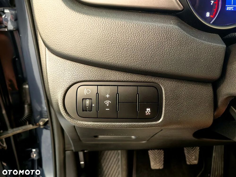 Kia Carens 1.6 GDI ISG Vision - 14
