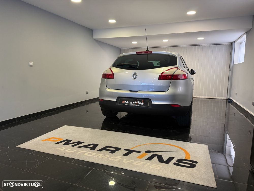 Renault Mégane 1.5 dCi Luxe - 8