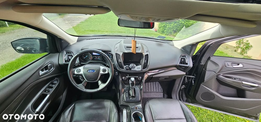 Ford Escape 2.0 EcoBoost AWD Titanium - 6