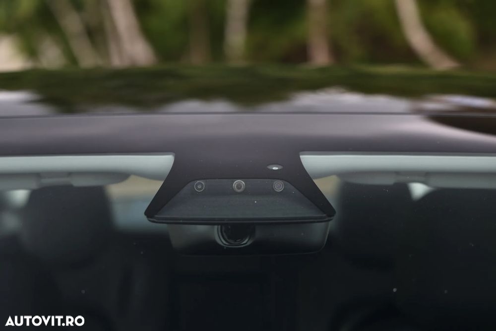 Tesla Model 3 Langstreckenbatterie Allradantrieb Dual Motor - 32