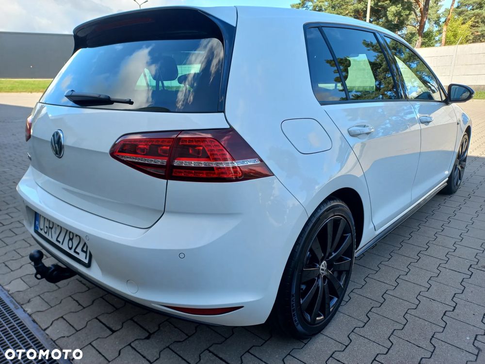 Volkswagen Golf - 9