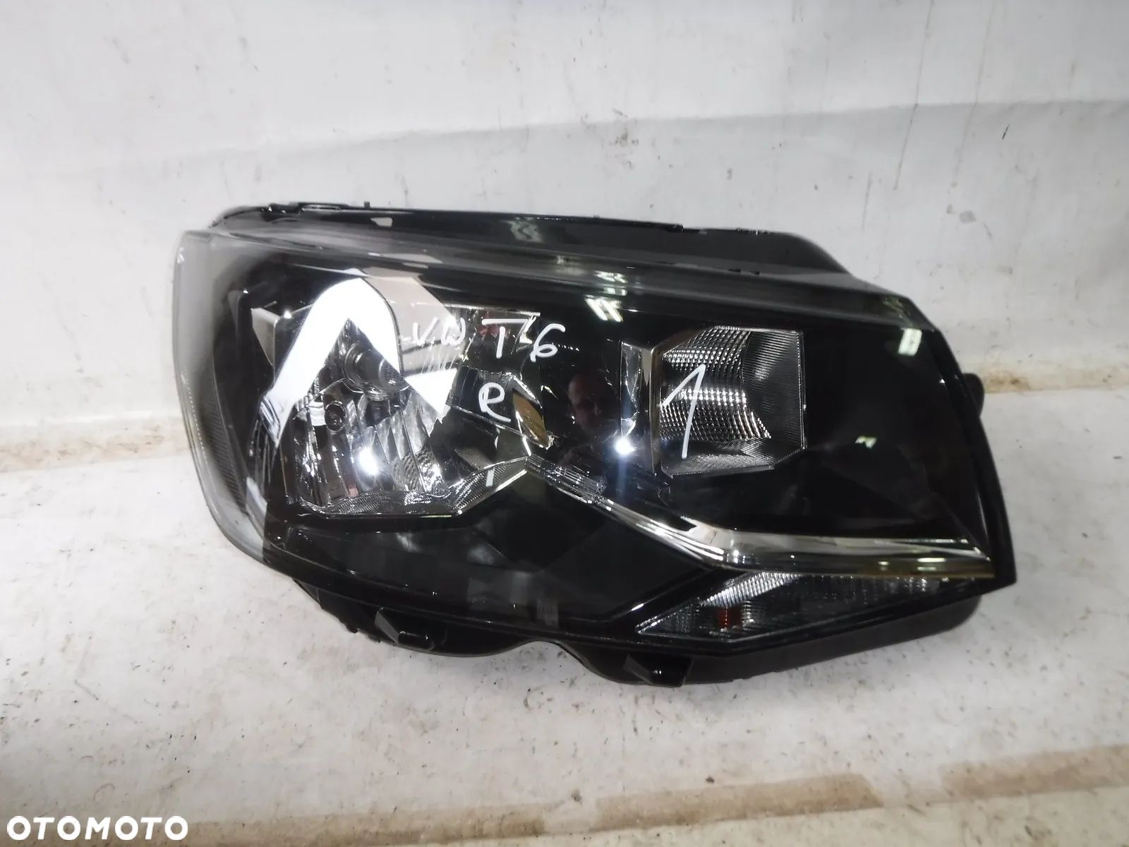 7E1941016AB ad al l  volkswagen transporter t6 lampa przód prawa przednia nowa - 1
