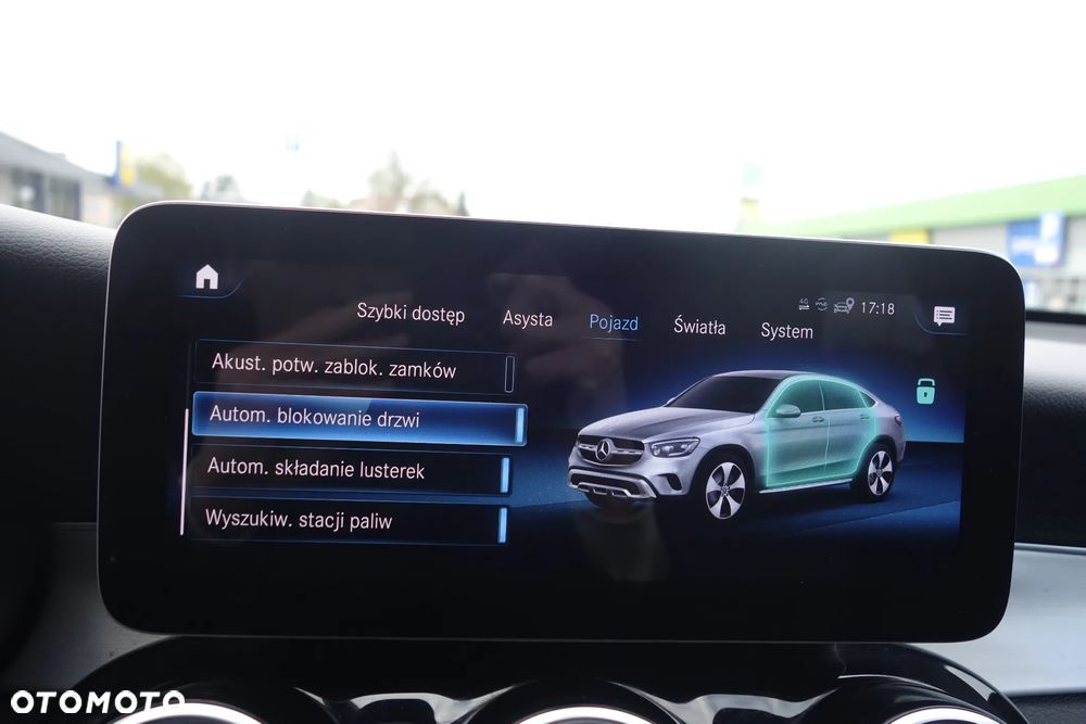 Mercedes-Benz GLC 300 e 4-Matic Business Edition - 26