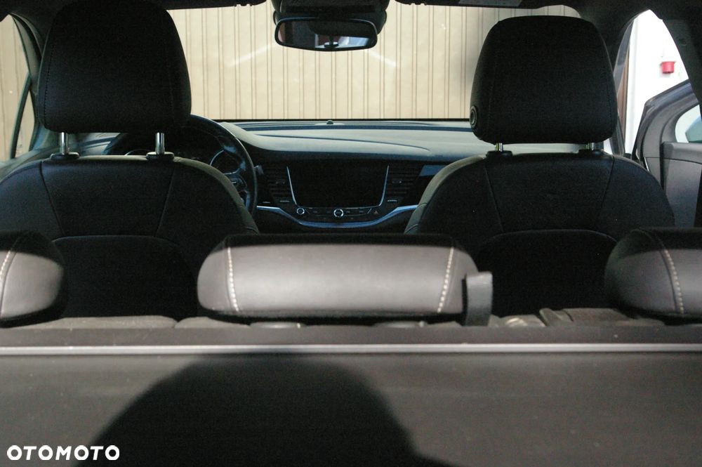 Opel Astra 1.4 T Elite S&S - 9