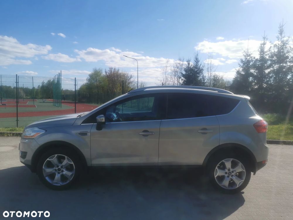 Ford Kuga 2.0 TDCi 4x4 Titanium - 3