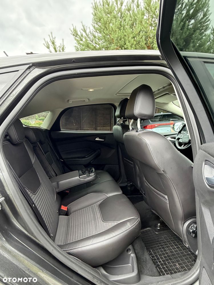 Ford Focus 1.0 EcoBoost Titanium Business - 17
