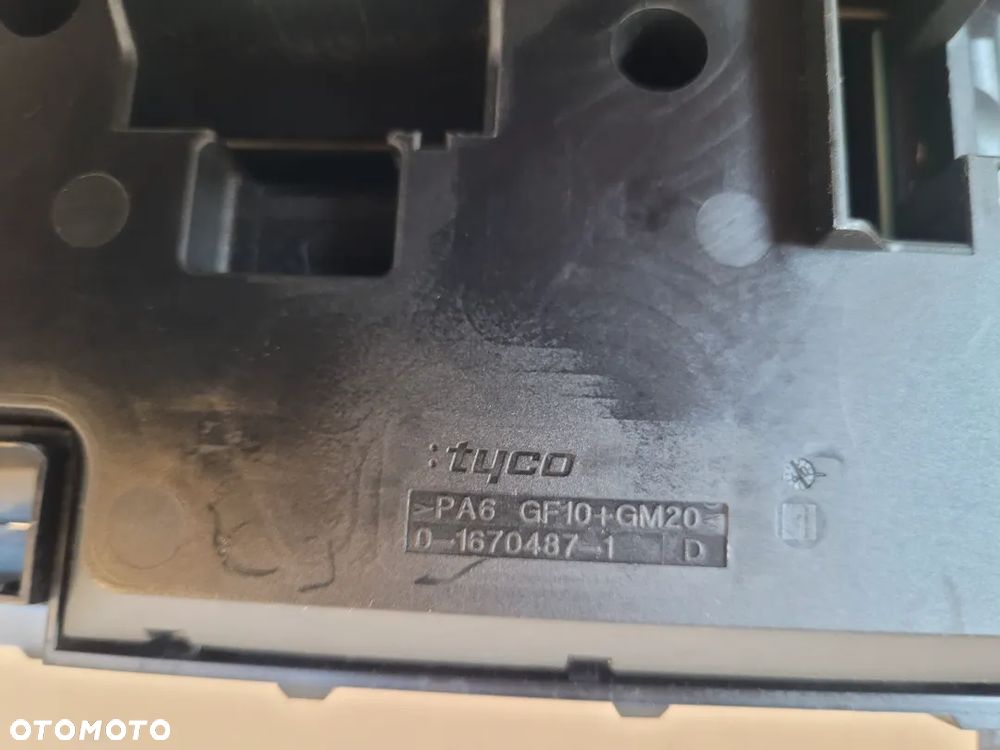 BMW F10 F11 F07 F01 F01  SKRZYNKA BEZPIECZNIKÓW BSI 9210861 - 10