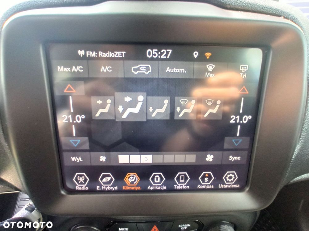 Jeep Renegade - 15