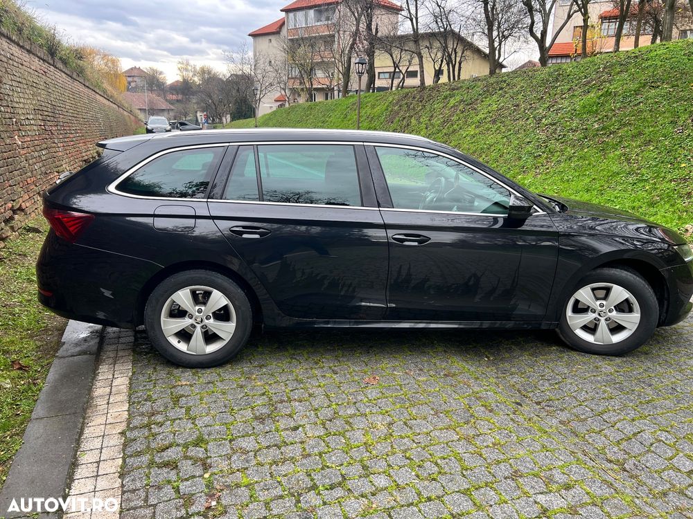 Skoda Octavia 2.0 TDI DSG First Edition - 3