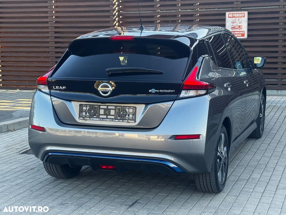 Nissan LEAF 62 kWh e+ N-Connecta - 12