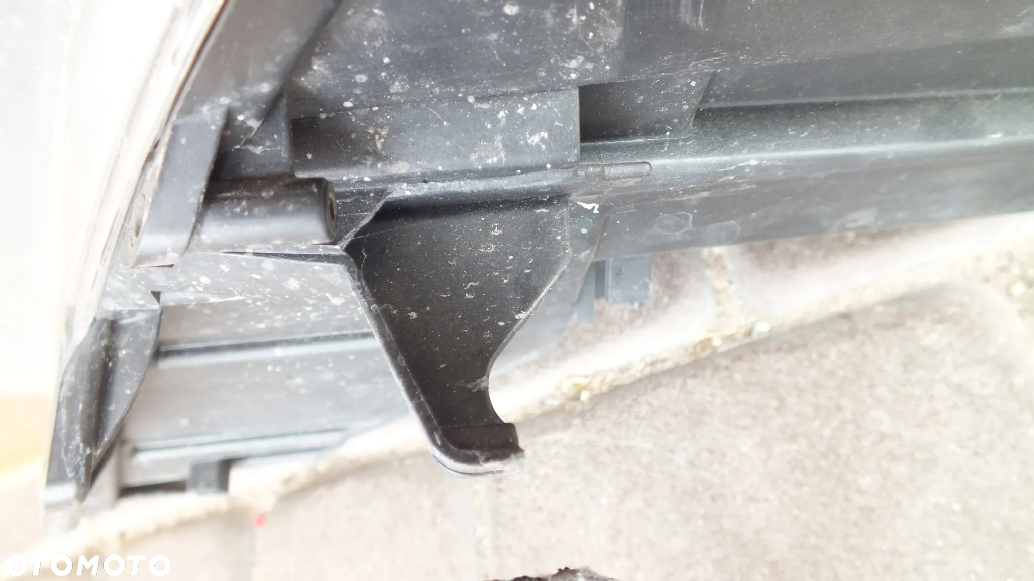 Lampa przednia lewa Opel Meriva B Lift - 9