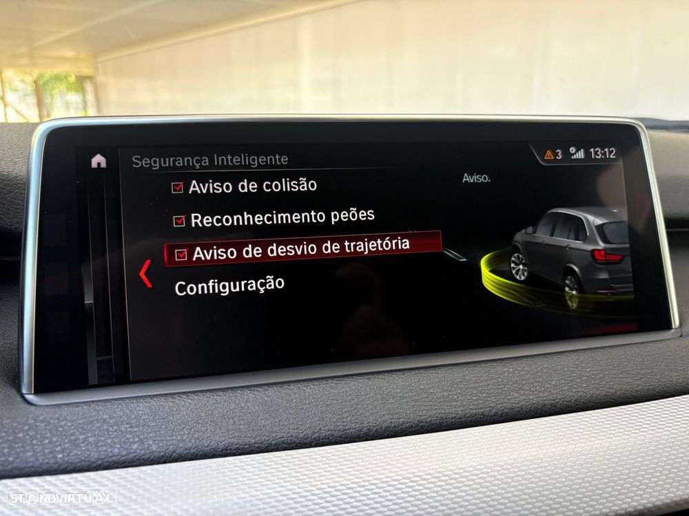 BMW X5 25 d sDrive Pack M - 54