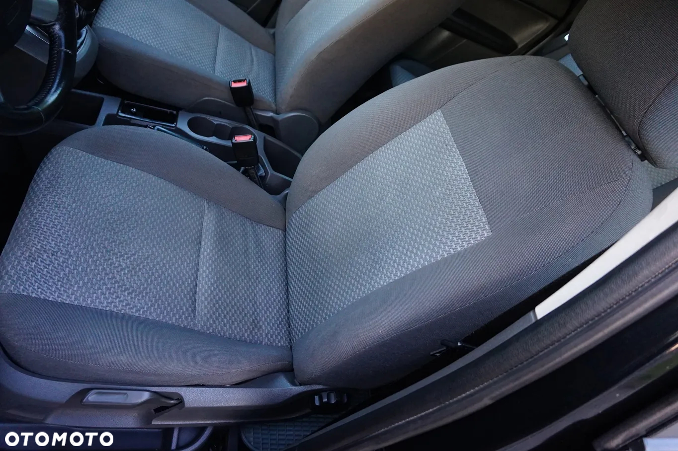 Ford Focus C-Max - 25