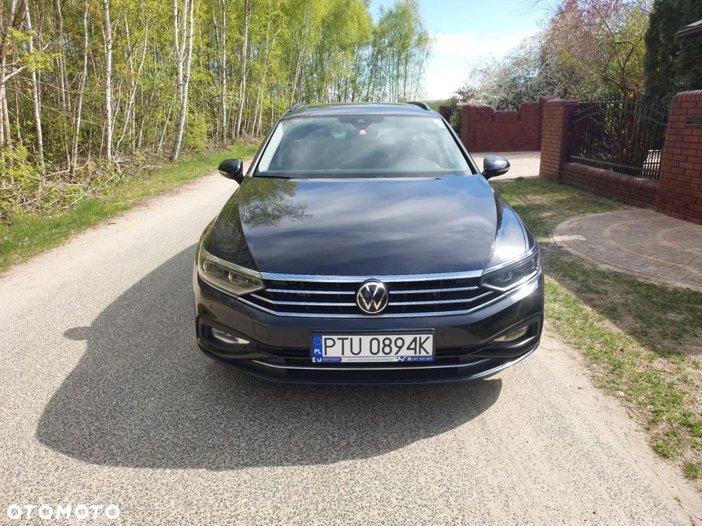 Volkswagen Passat Variant 2.0 TDI SCR DSG 4Motion Business - 2
