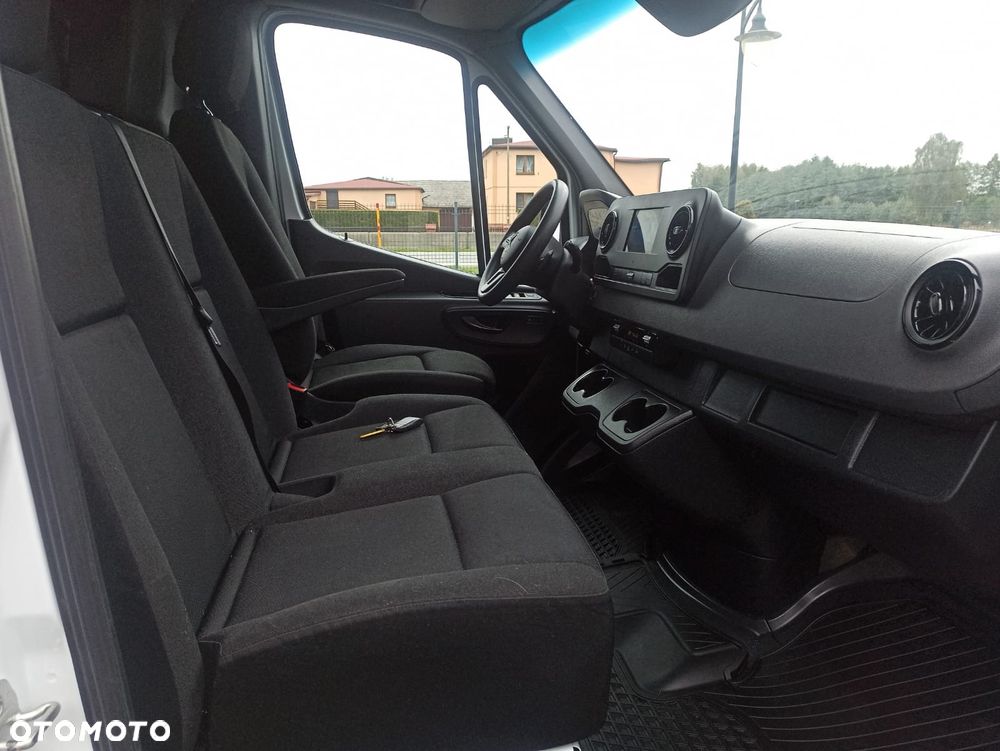 Mercedes-Benz Sprinter 316 - 20