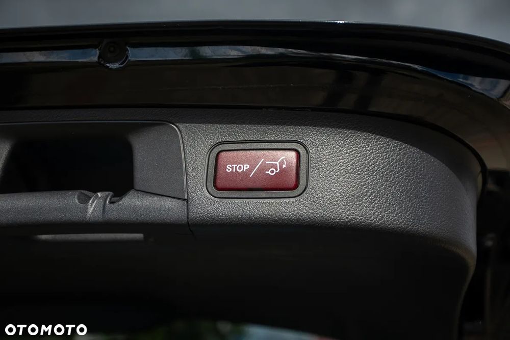 Mercedes-Benz GLA 250 4-Matic - 38