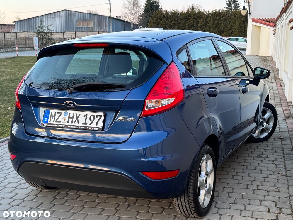 Ford Fiesta - 8