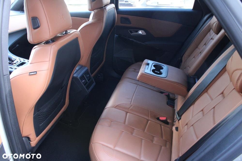DS Automobiles DS 7 Crossback - 32