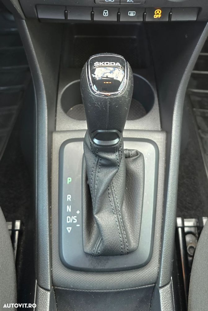 Skoda RAPID 1.4 TDI DSG Ambition - 17