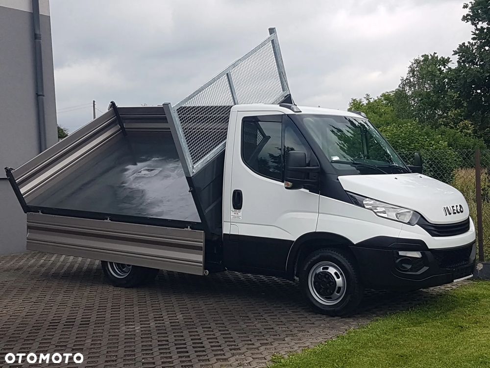 Iveco 35C15 WYWROTKA 3 STRONNA KIPER 3,20x2,06 BLIŹNIAKI KLIMA MANUAL 6-BIEGÓW HAK - 1